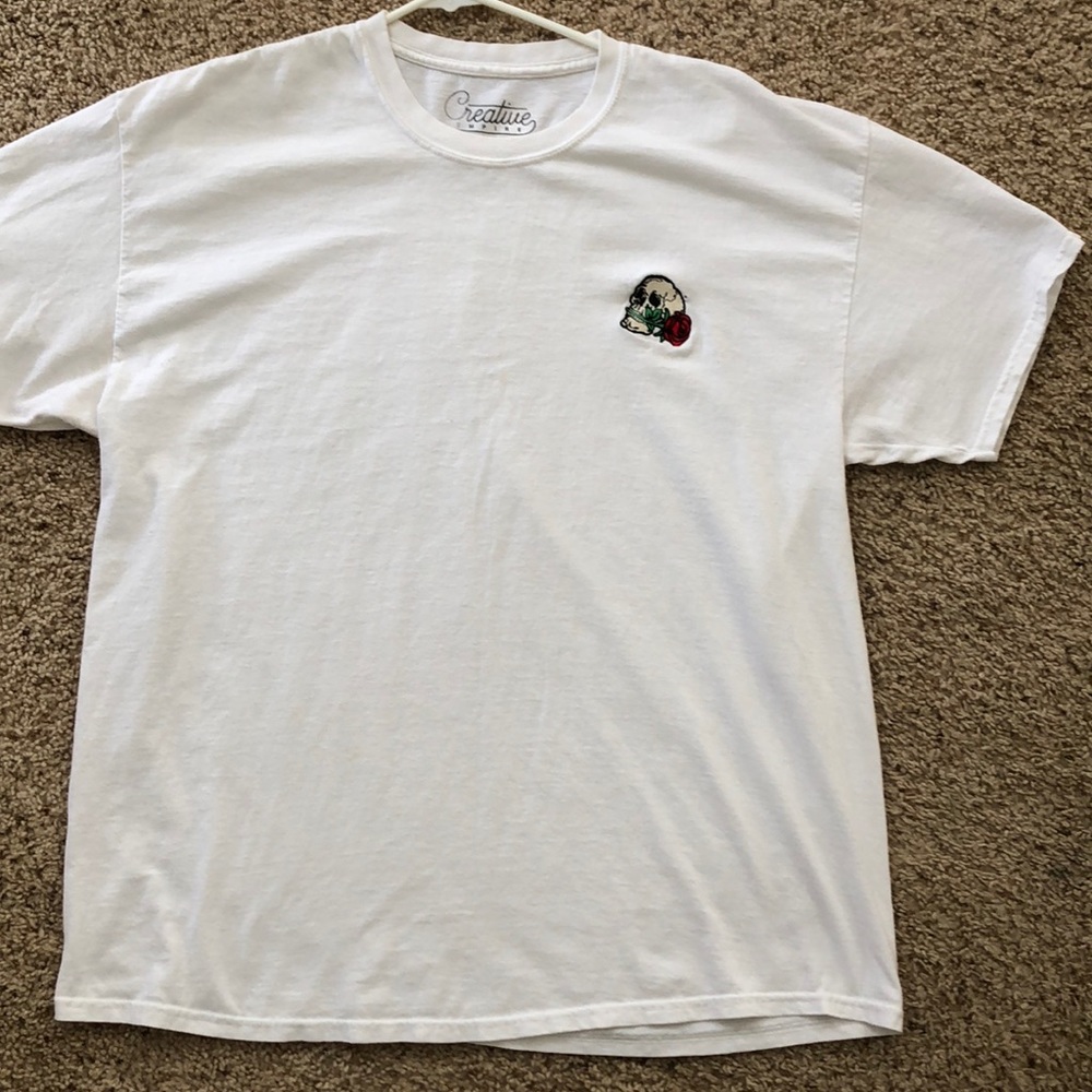Plain tee with graphic